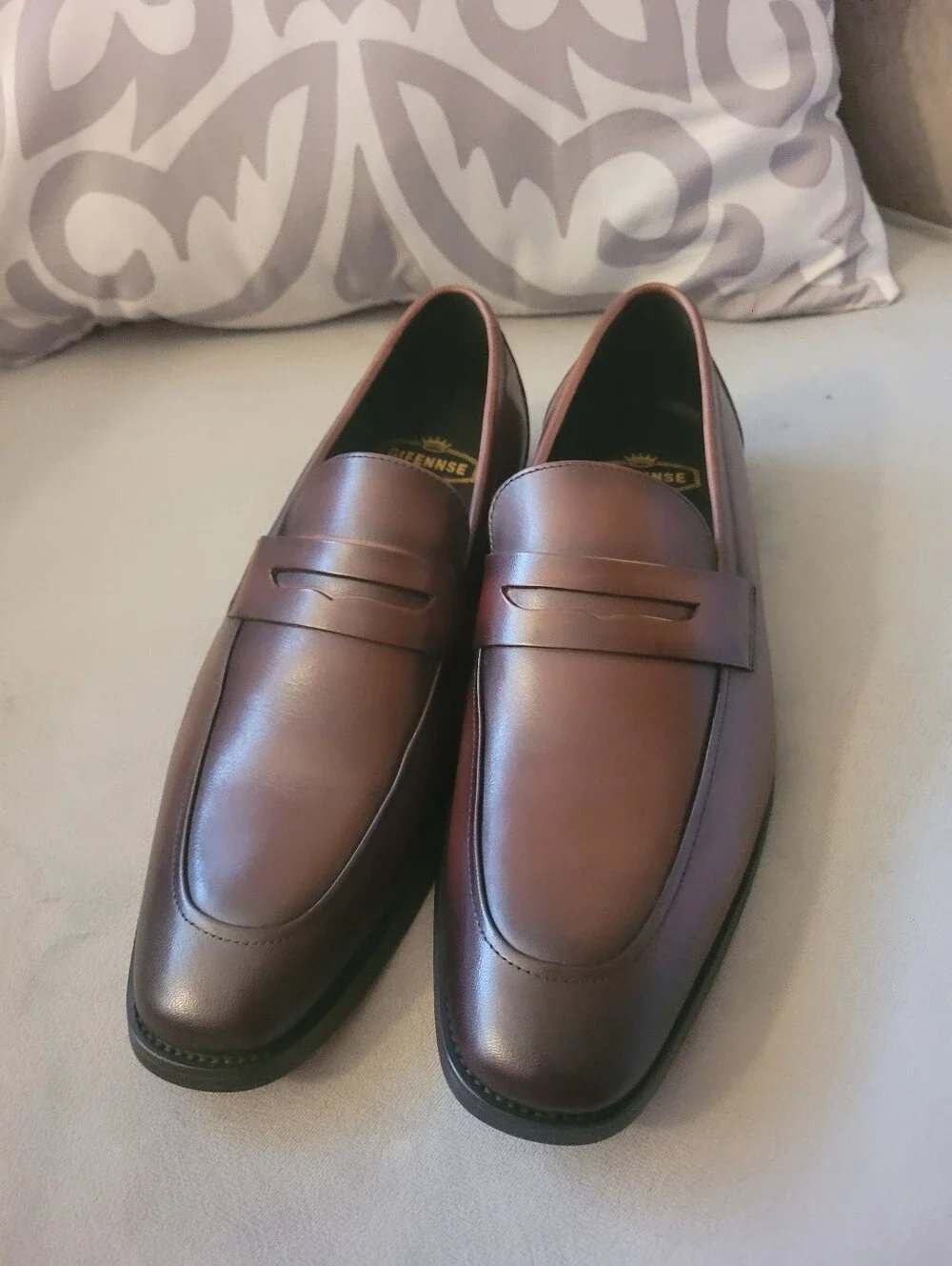 Gifensse Classic Brown Leather Men’s Penny Loafers